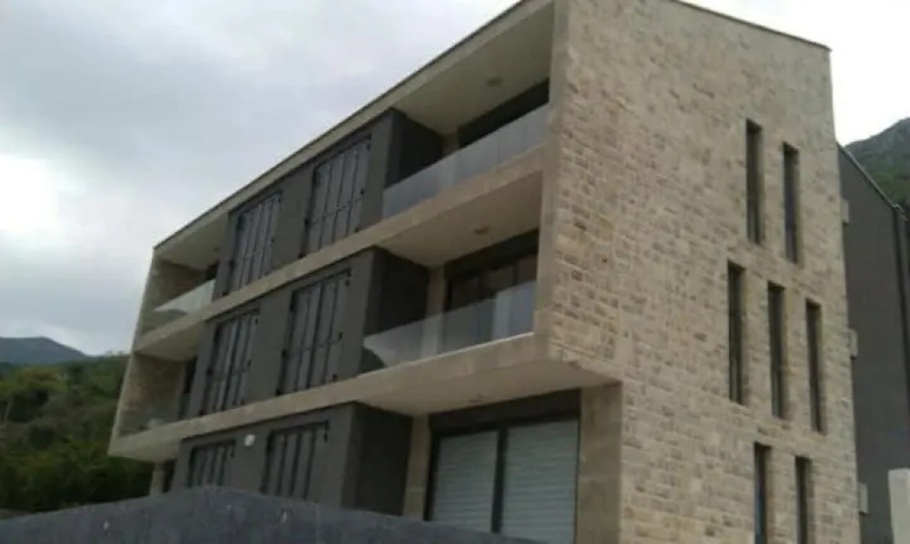 Flat & pool with stunning view in Risan - View 1