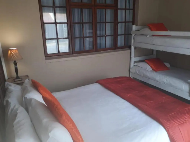 Mountain View Holiday Home