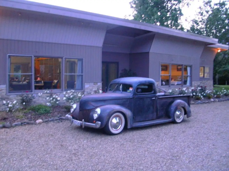 Buffalo Motel and Country Retreat