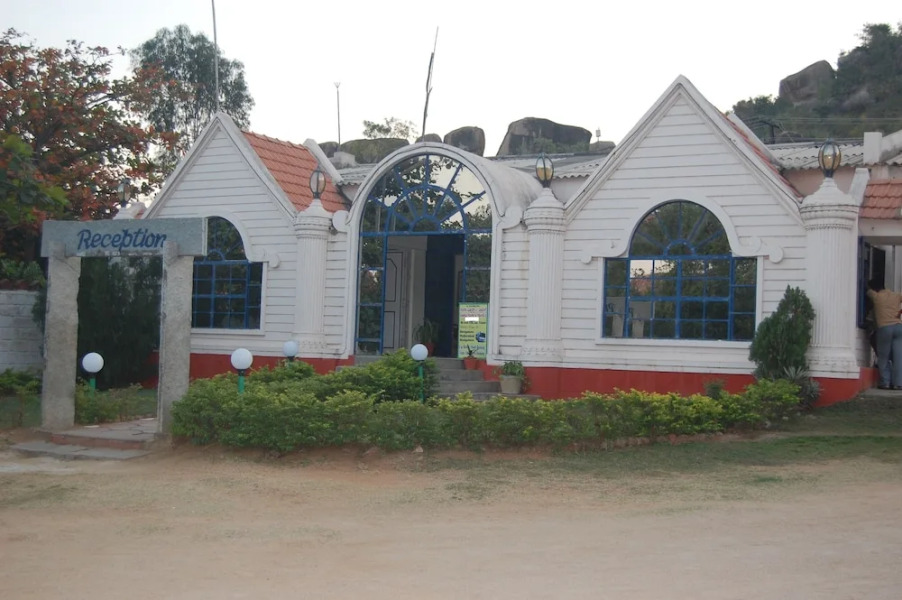 Kishkinda Heritage Resort