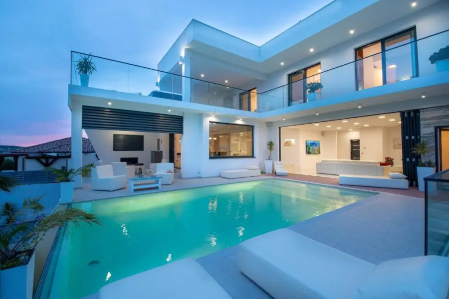 5* Luxury Villa Michele