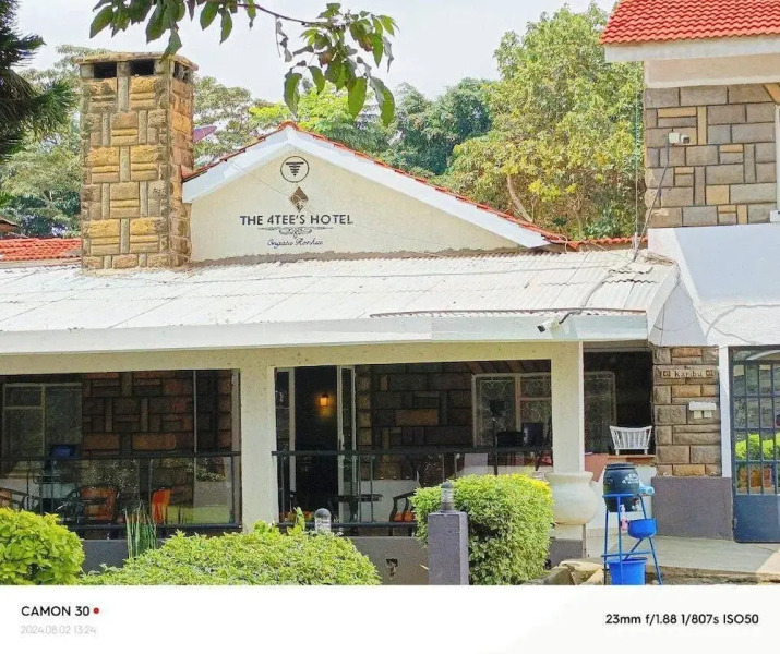 4 Tee's Hotel Rongai