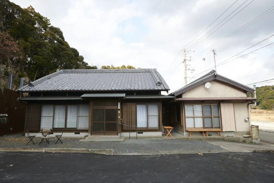 Vacation rentals -sui-