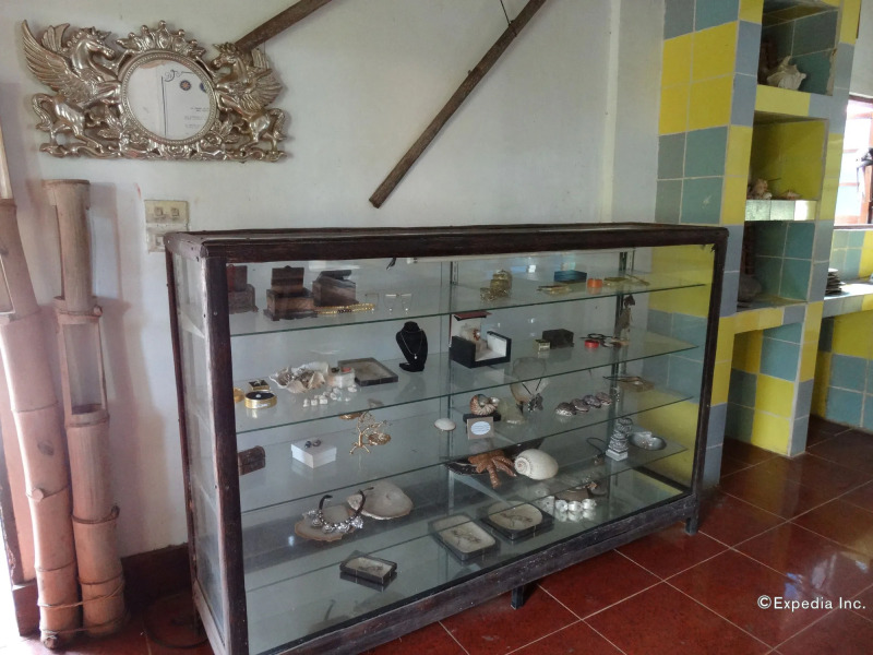 Tent and Breakfast at Irawan Park