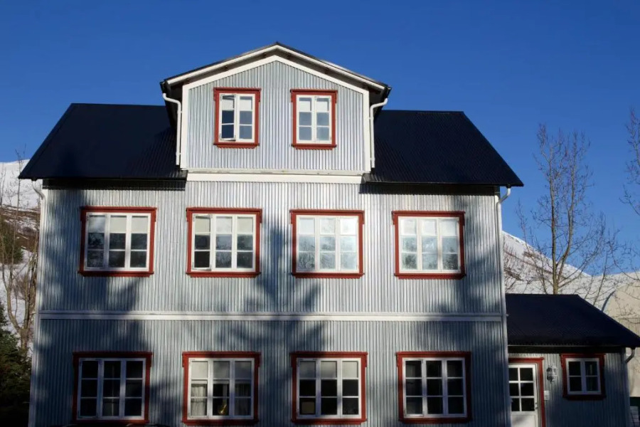 Gamli Skolinn Husavik