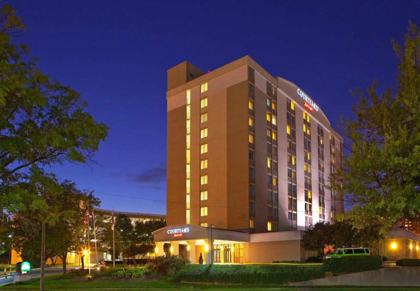 Courtyard by Marriott Alexandria Pentagon South