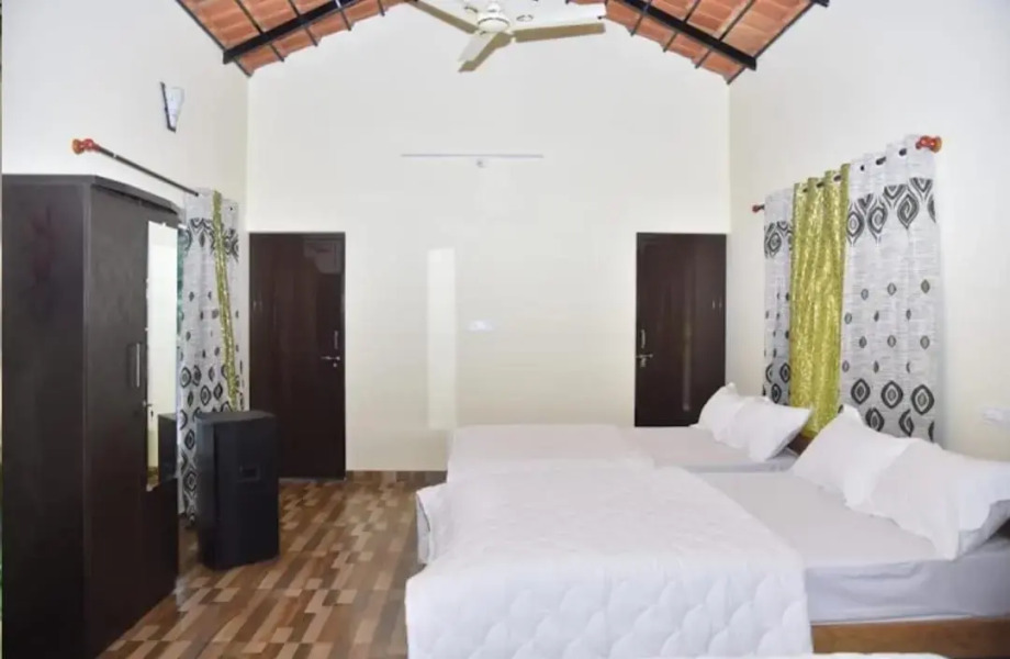 1 BHK Homestay in Kaimara, Chikkamagaluru(4469), by GuestHouser