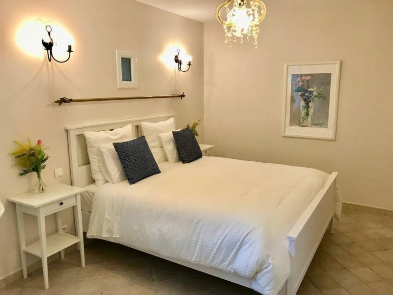 Sans Souci Bed and Breakfast with Restaurant