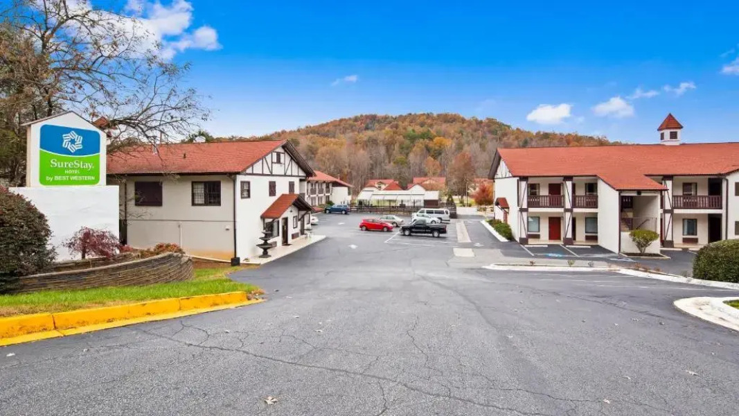 Super 8 Helen GA