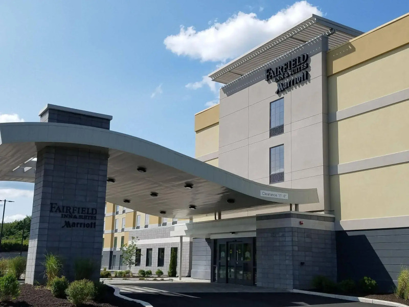 Fairfield Inn & Suites Springfield Holyoke