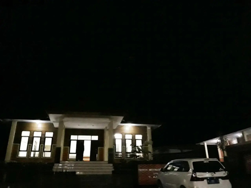 Bromo Holiday Guesthouse