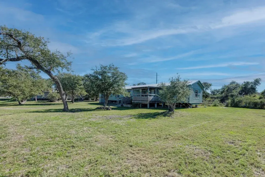 4 Mi to State Park: Peaceful Rockport Home w/ Yard