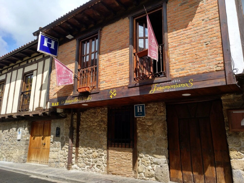 Hospedería Foramontanos