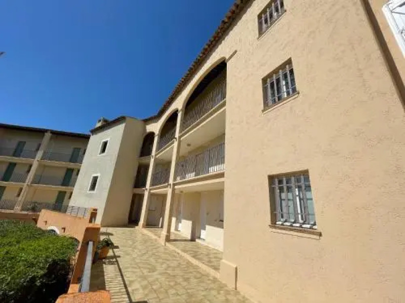 apart Port Grimaud Marche