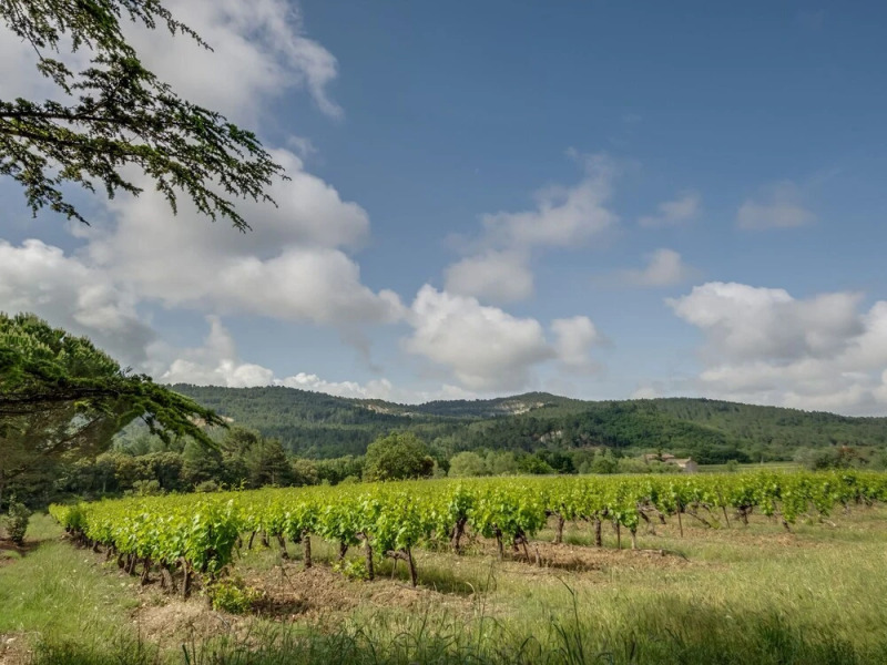 Secluded Holiday Home in Rustrel With Swimming Pool