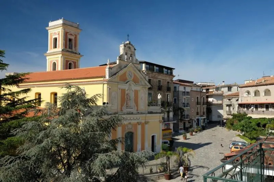 Superbe Appartement de 5 pièces avec 3 grandes chambres situé dans un jolie village