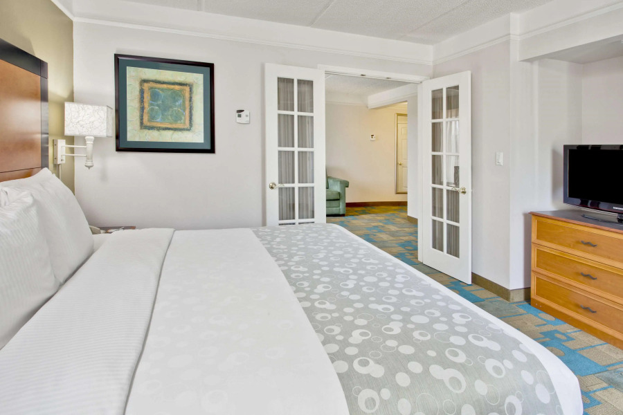 La Quinta Inn & Suites by Wyndham Ft. Lauderdale Airport