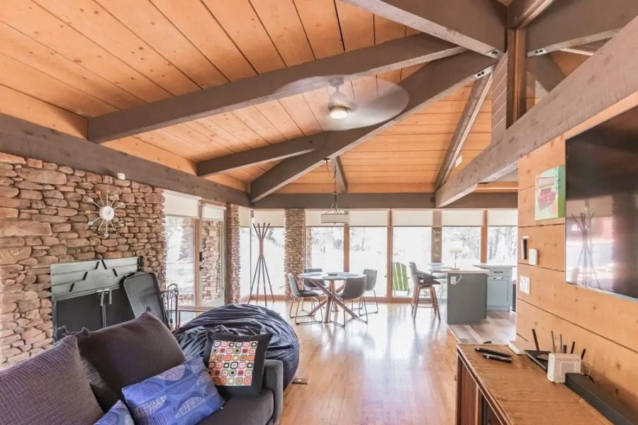 Glass House Elk Rim Pine 1 Bedroom Cabin by Redawning