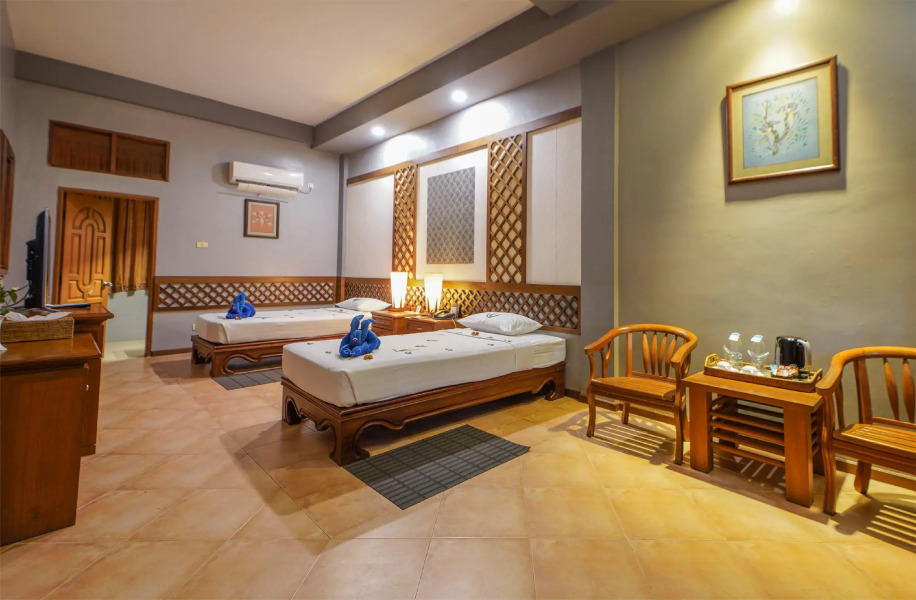 Sunny Paradise Resort