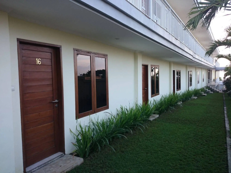 Balangan Paradise Hostel and Restaurant