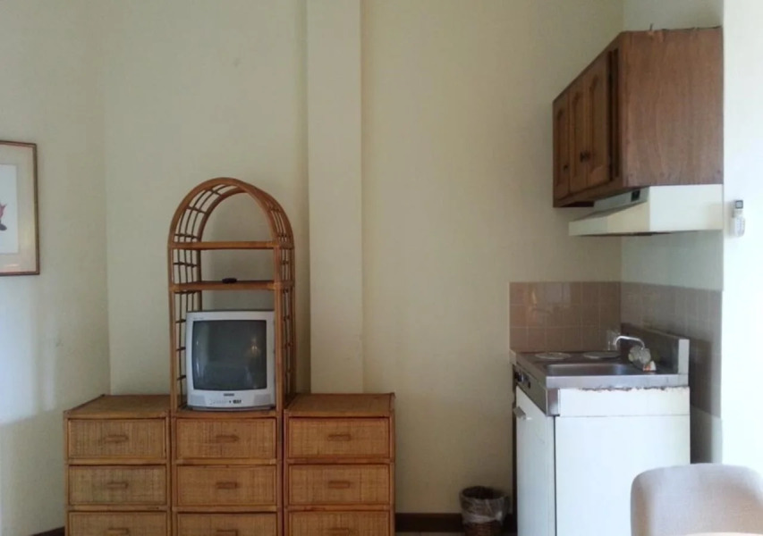 Summer Holiday Hotel