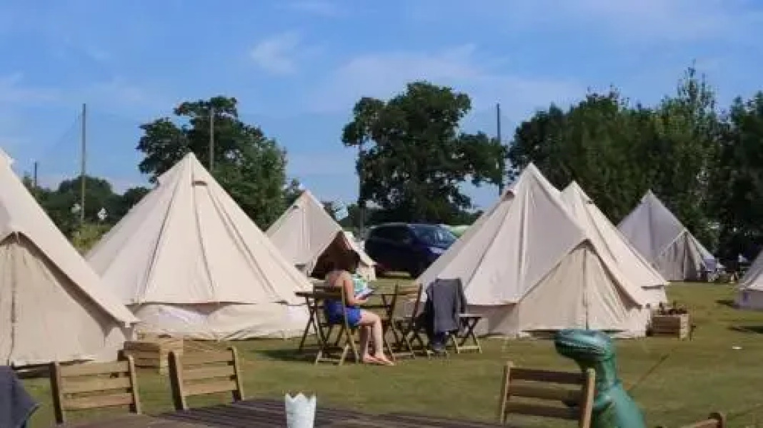 Silverstone Glamping and Pre-Pitched Camping with intentsGP