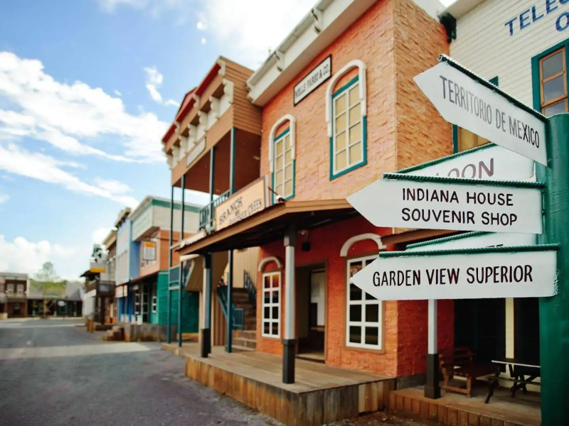 Panther Creek Resort