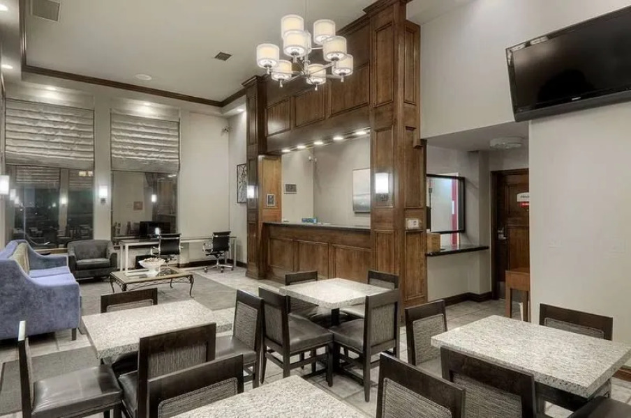 Best Western Los Prados Inn