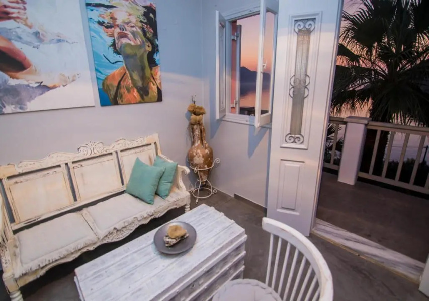 Niriides Hotel & Apartments