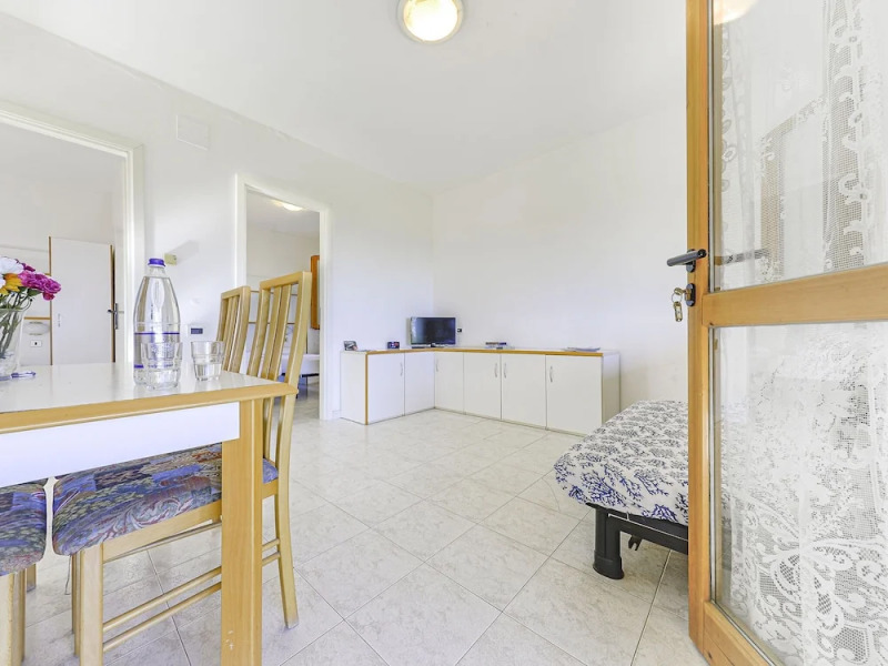 Quaint Bungalow With Covered Terrace Near the Sea