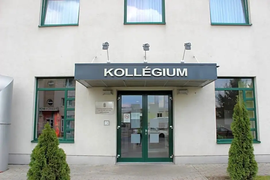 Famulus Kollégium