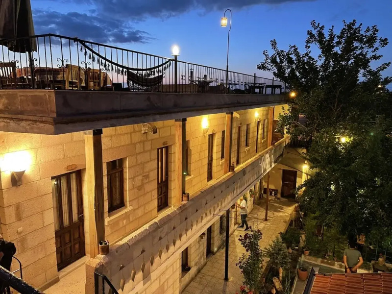 Anatolia Raymonde Cave House