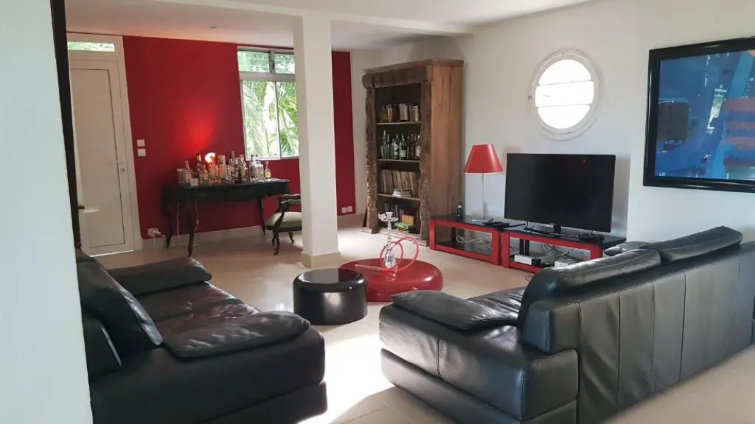 Habitation Villa Les Cassias