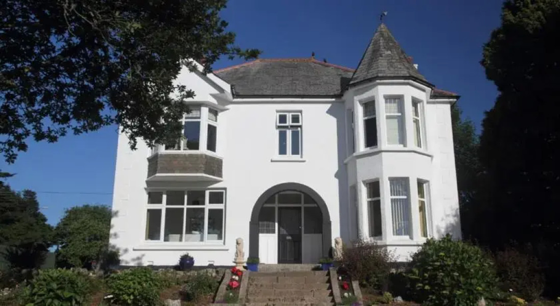 Number One Bed & Breakfast St Austell