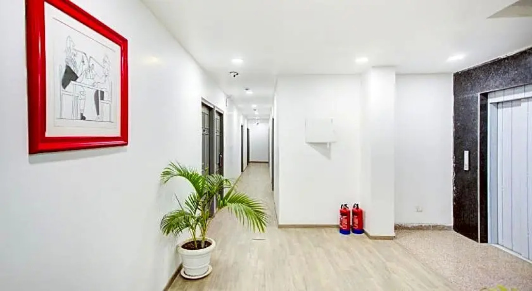 OYO 79846 Townhouse 292 Atal chowk Indirapuram Ghaziabad