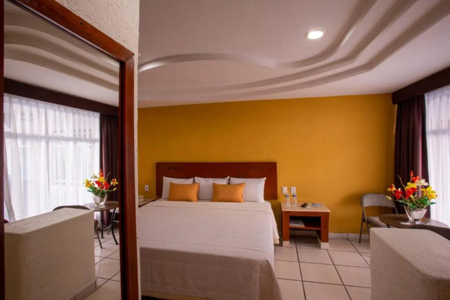 Hotel Arcos Aeropuerto