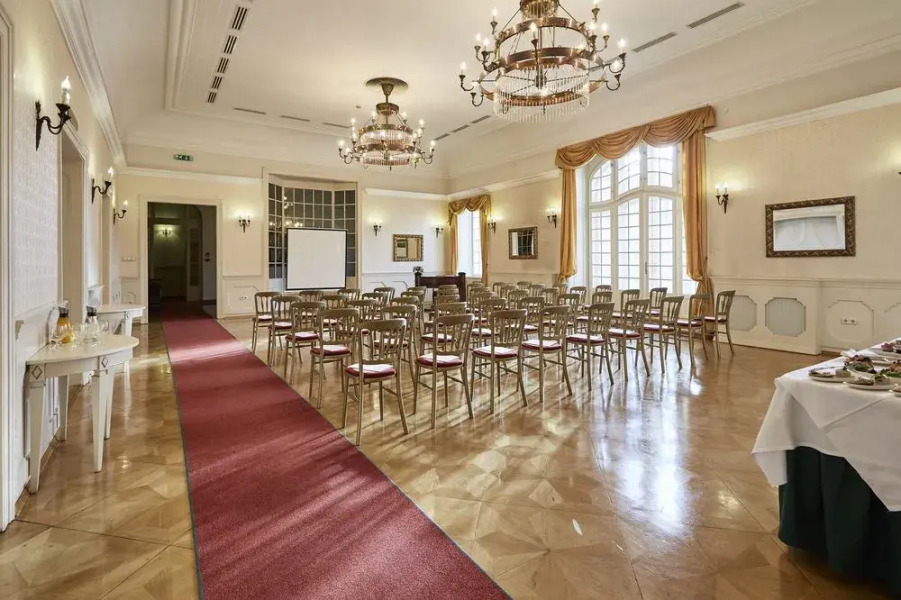 Szidónia Manor House