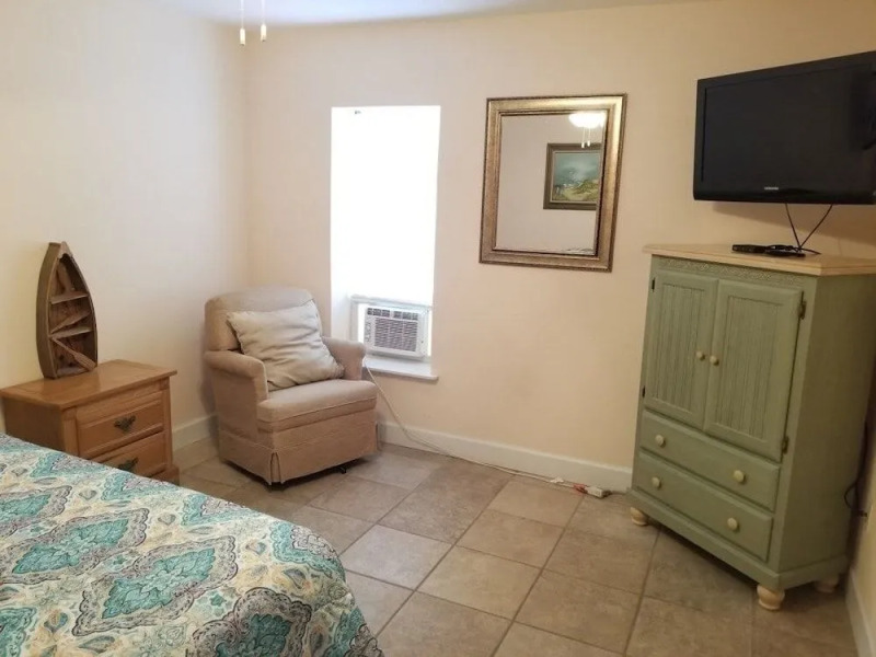 Sweet Dreams Beach 6 Br Home by RedAwning