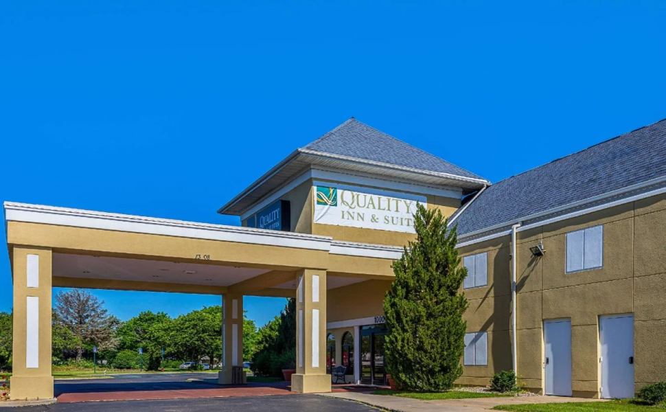 Quality Inn And Suites Coldwater Area