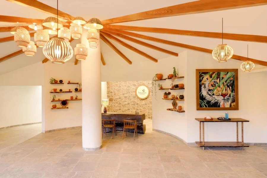 Lemon Tree Wildlife Resort Kanha