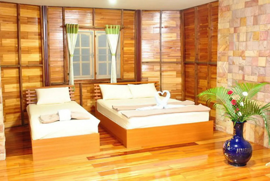 Fahsai Riverview Resort