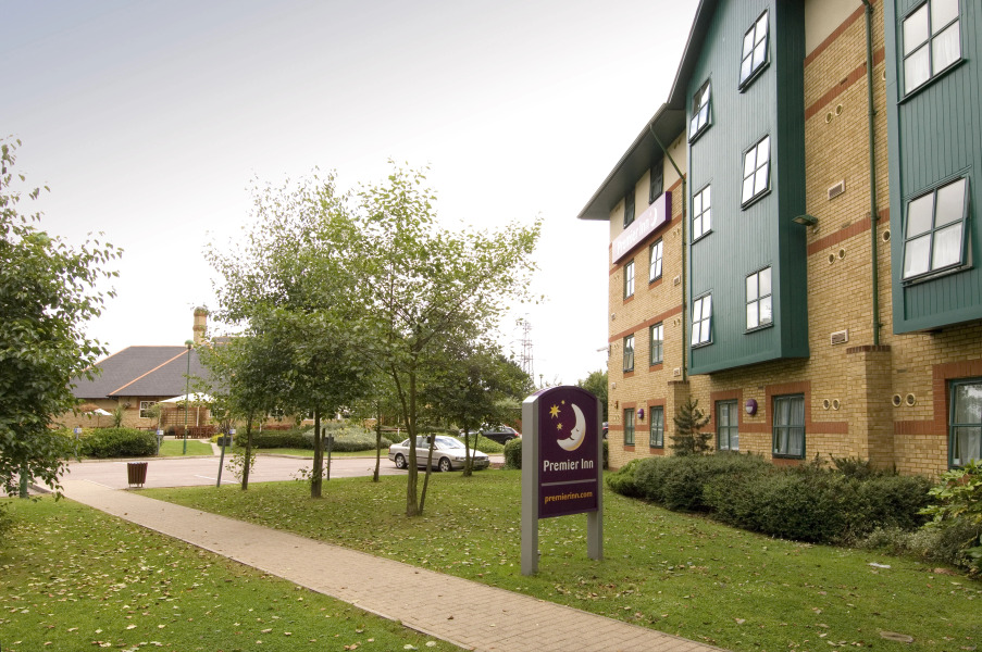 Premier Inn Luton Airport