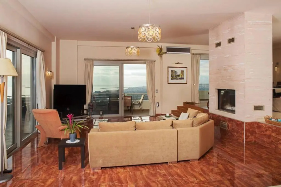 Modern Luxury Villa with Pool, just 5min to sea