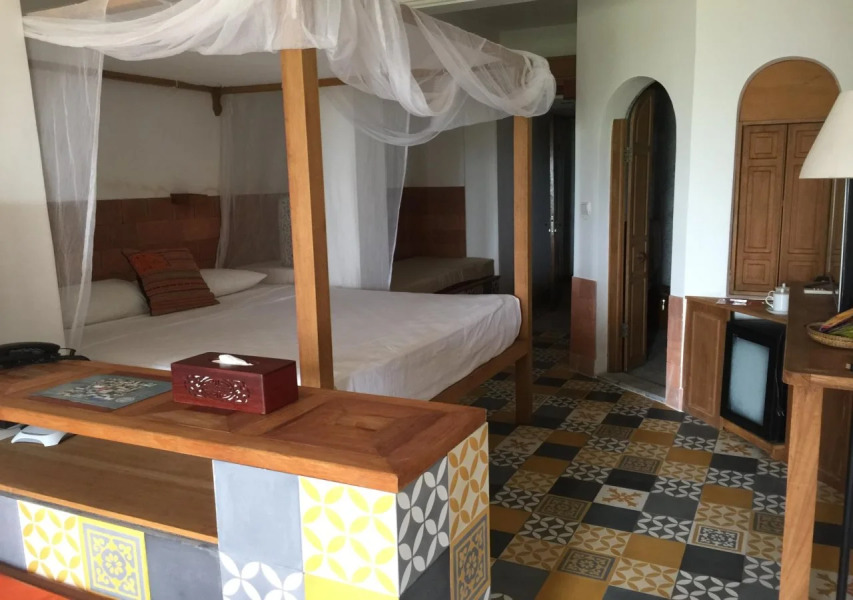 Villa Louise Hue Beach and Spa