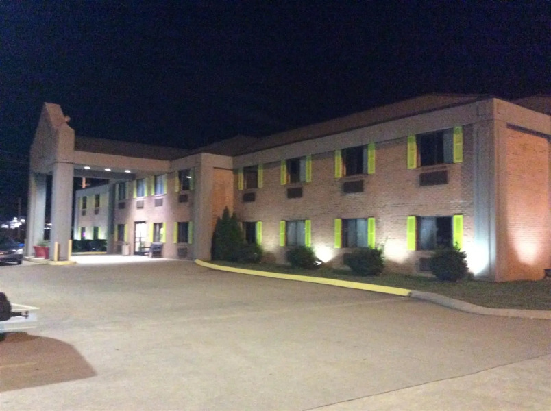 Jameson Inn & Suites