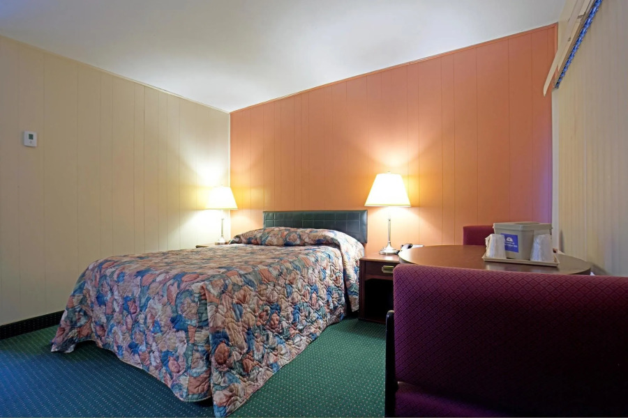 Americas Best Value Inn Bradford