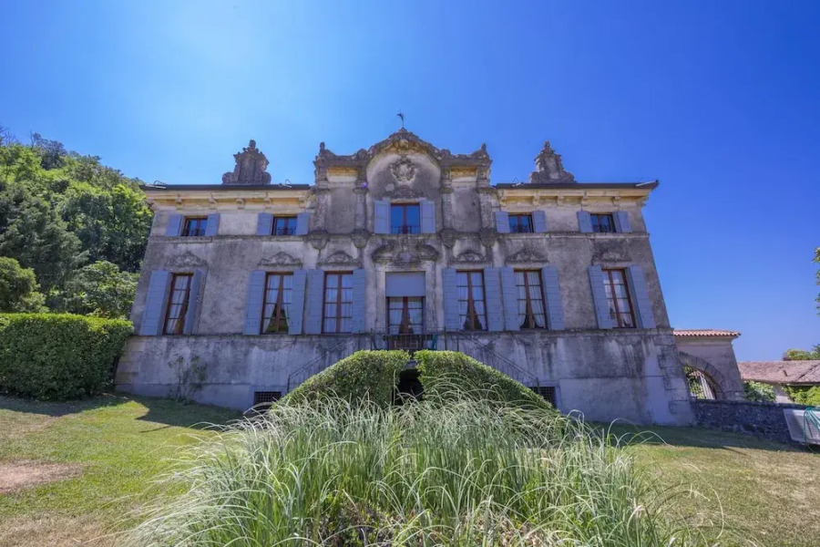 Villa Faccioli Bosso With Shared Pool