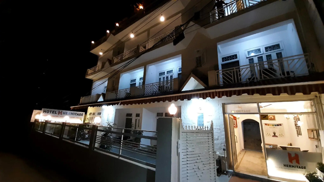 Chakrah by Hermitage