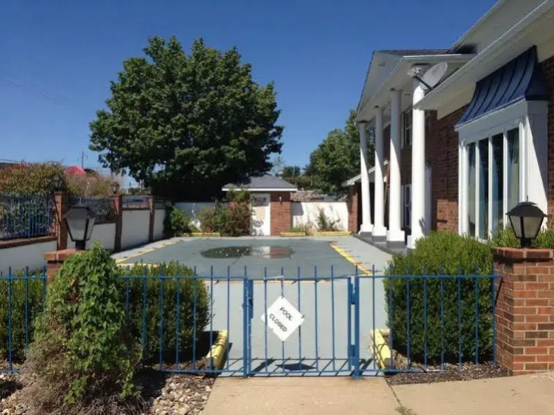 Days Inn Liberty / NE Kansas City