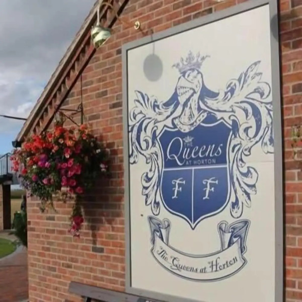 The Queens at Horton